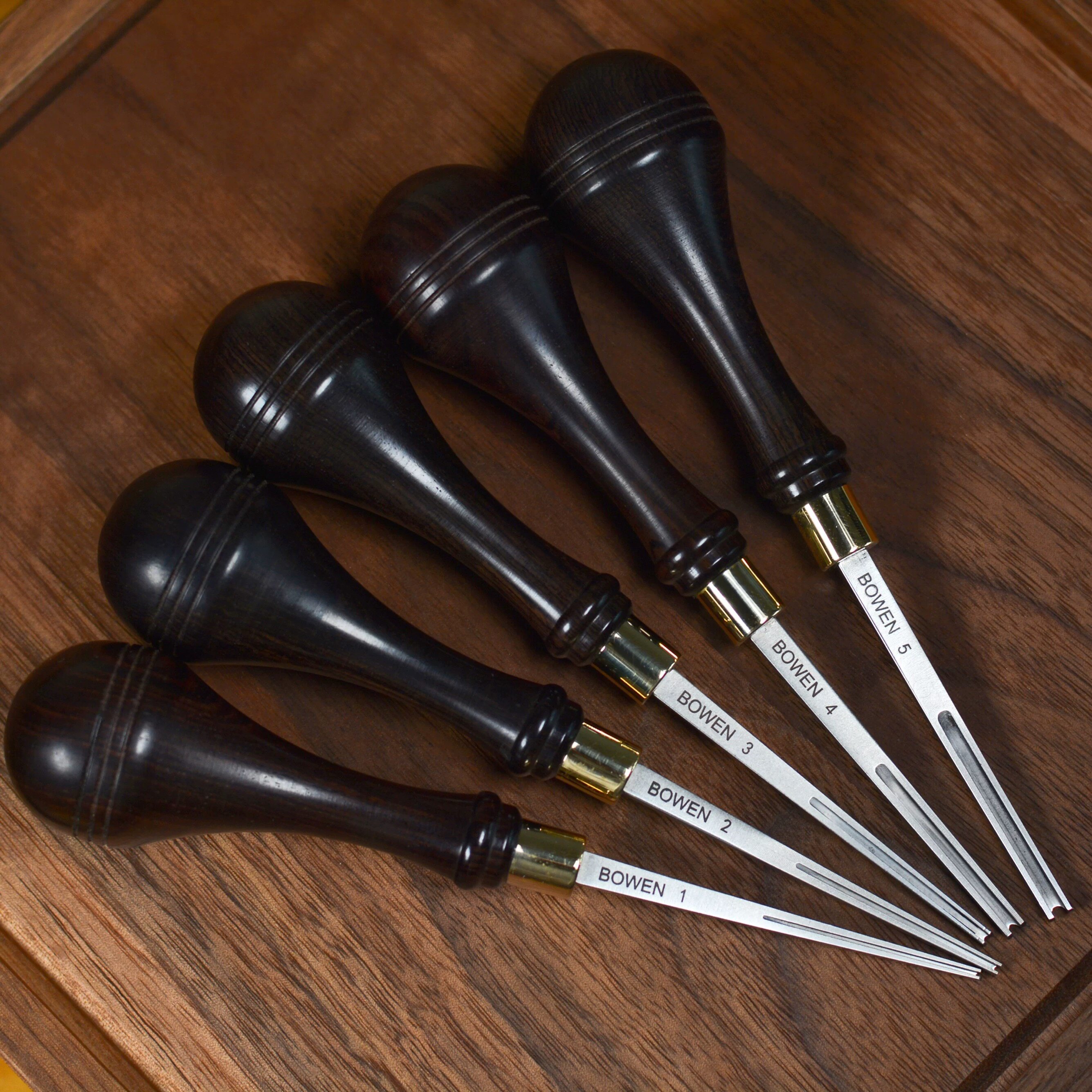 BOWEN M390 Powder Steel Leathe - Leather Edge Beveler recensie en prijs